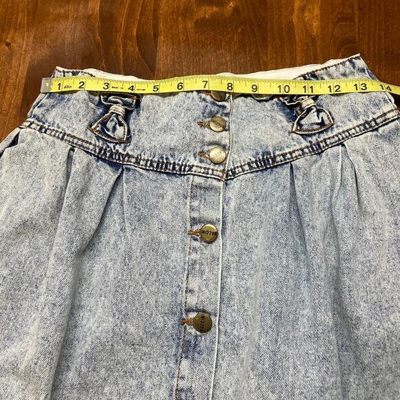 VTG Acid Wash Pleated Button Front Midi Denim Skirt Bow Detail Size 11/12 - Picture 7 of 16